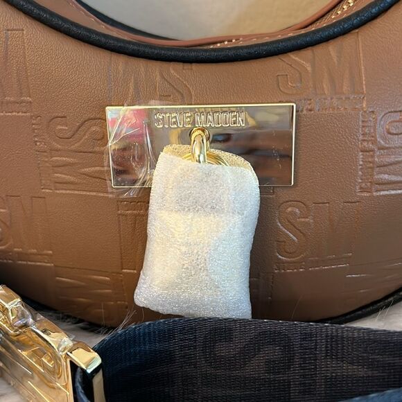 NWT Steve Madden (bmela) Brown Embossed Crossbody Bag - Picture 2 of 9